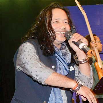 Kailash Kher's special gift to fans on his birthday