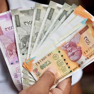 Did RBI have authority to issue Rs 2,000 and Rs 200 currency notes?