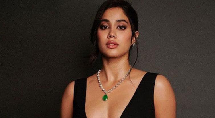 Janhvi Kapoor pens down emotional note as she finishes filming