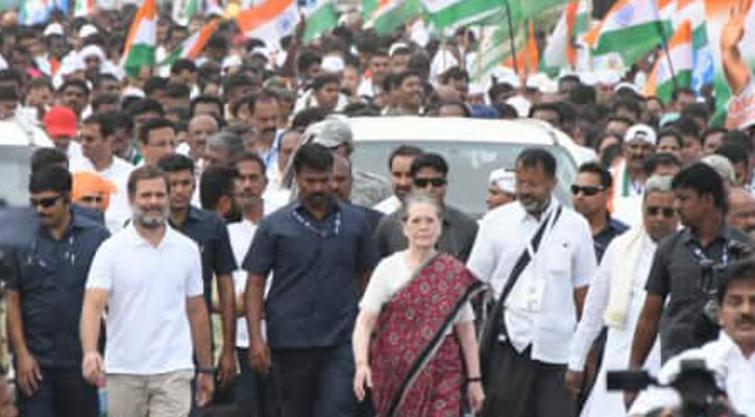 Bharat Jodo Yatra: Sonia Gandhi joins Rahul-led Congress
