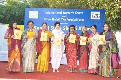 Rashmi Singh and Dr Jaya S Tyagi get Stree Shakti award