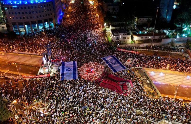 The biggest street protests in Israel's history, hundreds of thousands gathered against judicial reform