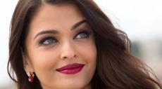 Aishwarya Rai recreates saree look at Cannes after 23 years