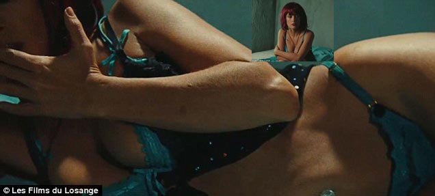 Salma Hayek, 45, sizzles as stripper Lola in French movie Americano