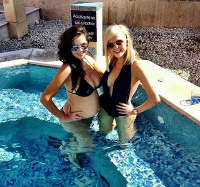 Imogen Thomas shows her nude baby bump in bikini