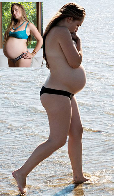 Girls' actress Jemima Kirke topless and shows off her naked baby bump in bikini