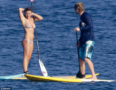 Owen Wilson enjoys paddleboard session with stunning mystery female in Hawaii