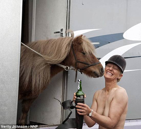 Tynedale Hunt 2013 calendar is now on sale for Â£13.95