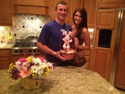 Sarah Savage, the Johnny Manziel's girlfriend is a Model