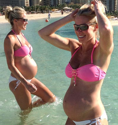 Nell McAndrew looks fabulous in bikini, shows baby bump on Dubai beach 