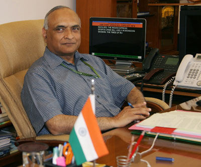 R K Mathur appointed as defence secretary - FacenFacts