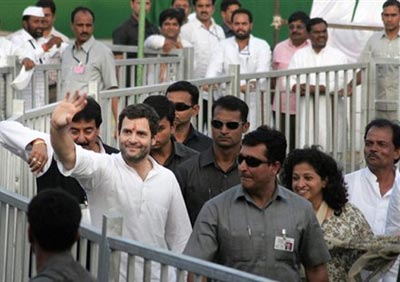 With RTI, Metro and growth Congress wants to empower you, Rahul Gandhi tells people in Delhi rally