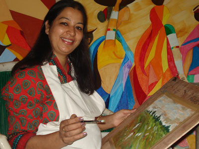 Paris Gallery honors Kiron Soni Gupta's Art