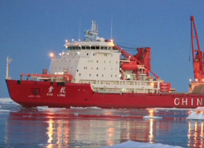 Chinese 'Snow Dragon' icebreaker stuck on its way to rescue ship of 70 tourists trapped in Antarctic ice