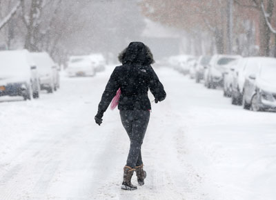 Snow wallops a second punch for US East Coast