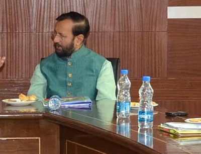 IWPC-PCI delegation calls on I&B minister Prakash Javadekar, apprises concerns of journalists