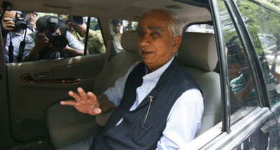 Jaswant Singh 'very critical', slips into coma after head injury