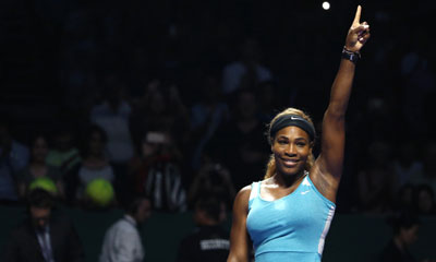 Serena Williams beats Anna Ivanovic in WTA Finals opener
