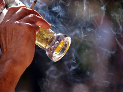 Smoking hampers recovery during abstinence from alcohol