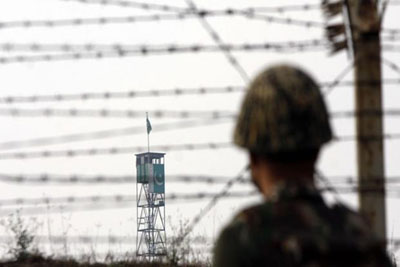 Pak Army again violates ceasefire