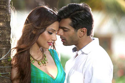 Bipasha Basu's Alone box office collections start slow, day 1 collections at Rs 3.5 crore