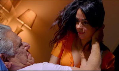Bold scenes with Om Puri were tough, says Mallika Sherawat