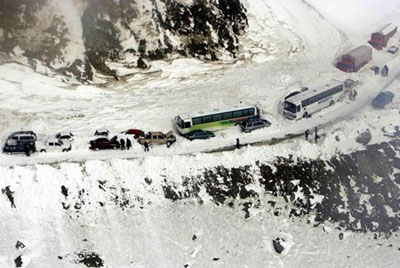 Avalanche in Afghanistan after heavy snow, dozens feared dead