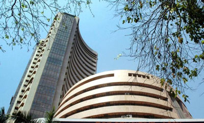 Sensex extends losses, down 34 pts in early trade