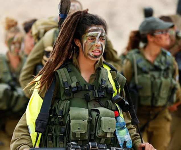 Israeli female soldiers on attack