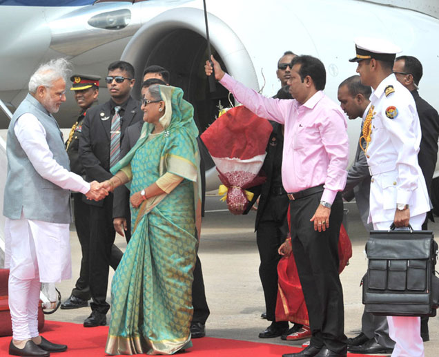Hi Hasina: PM Narendra Modi welcomed by Bangladesh PM Sheikh Hasina at Dhaka