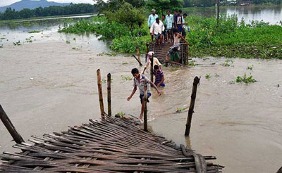 Assam flood situation grim, nearly 1.95 lakh hit