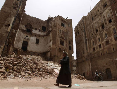 UNESCO condemns destruction of ancient Yemeni houses; Saudis deny airstrike, blame rebels
