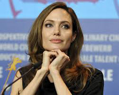 Angelina Jolie to direct Cambodia war film for Netflix