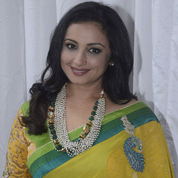 Enjoyed playing the negative role in 'Chalk N Duster': Divya Dutta