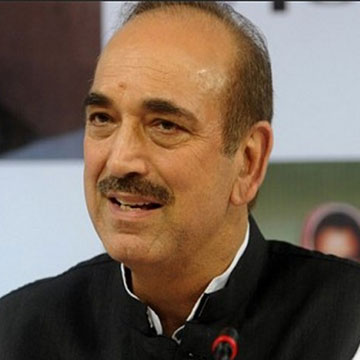 Employment schemes for Kashmiri youth should continue: Azad