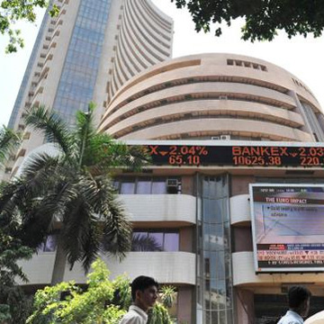 BSE Sensex, Nifty falls 2 percent amid weak European markets