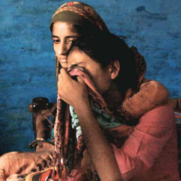 Azam Khan, Congress blames Dadri killing on saffron fringe
