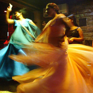 Mumbai Dance bars to reopen as Supreme Court puts ban on hold