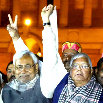 Bihar poll results: Grand Alliance heads to victory in all across state