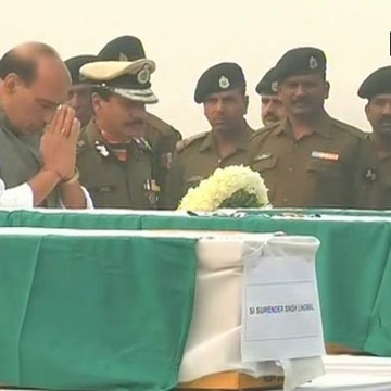 Nation pays homage to BSF plane crash victims