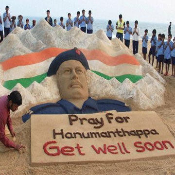 Siachen miracle: Doctor recounts daring operation to save jawan, Sand sculpture at Puri beach 