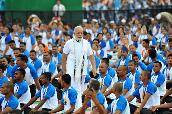 PM Modi leads International Yoga Day 2016 celebrations, says not a religious activity, a mass movement