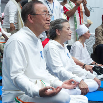 International Yoga Day: UN chief Ban Ki-moon asks citizens to commit to unity regardless of ethnicity, faith, gender