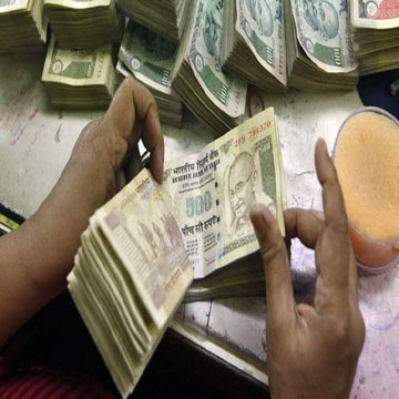 RBI sets Rupee reference rate at 67.1720 against US dollar 