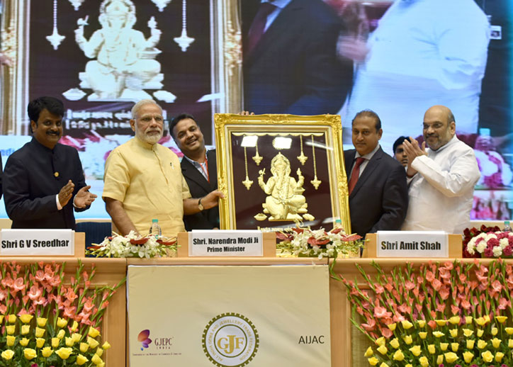 PM Modi calls upon gems, jewellery traders to look beyond domestic market