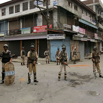 Kashmir: Curfew in entire Valley on Eid, choppers and drones to keep vigil