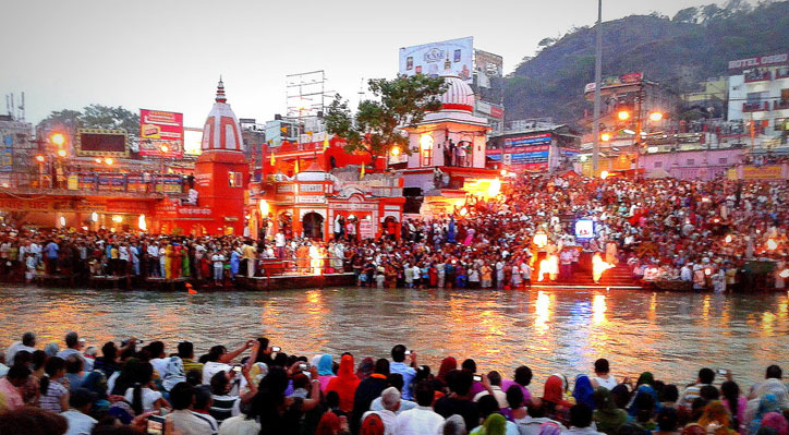 Karachi temple priest in India to immerse ashes of 160 Hindus