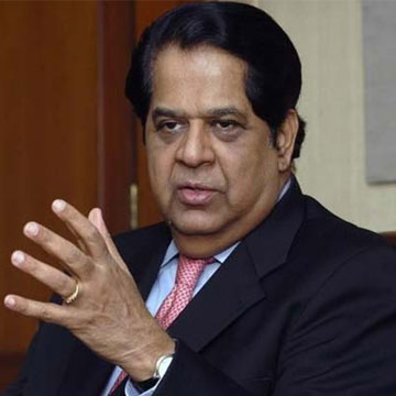 Note ban likely to fetch government Rs 2.5 lakh crore: KV Kamath