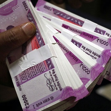 Fake Rs 2000 notes from Pakistan reach India via Bangladesh border