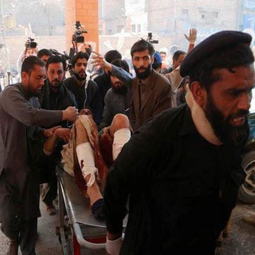 Mentally-ill custodian of a Pakistani dargah kills 20 people